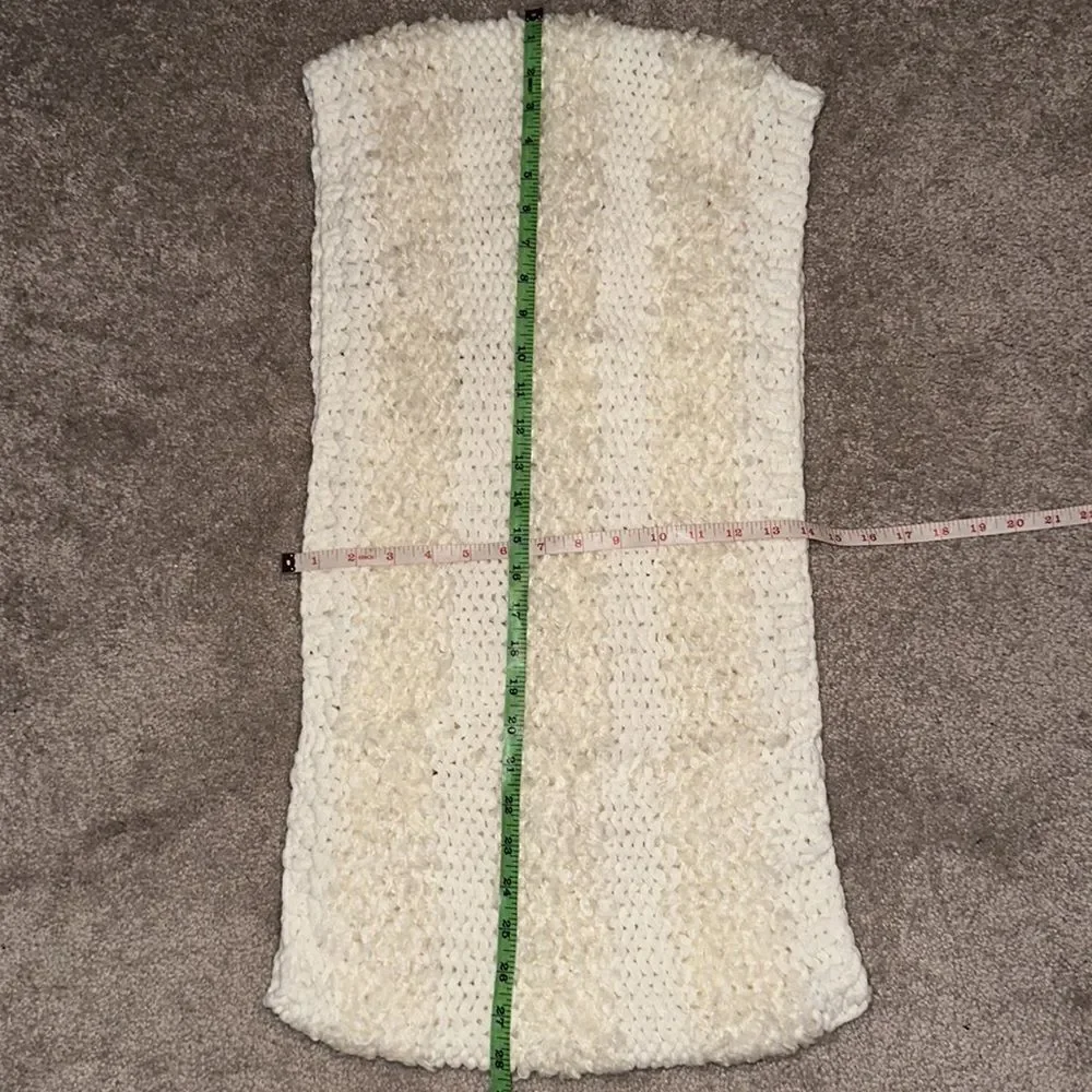 Ann Taylor’s LOFT Infinity Scarf!